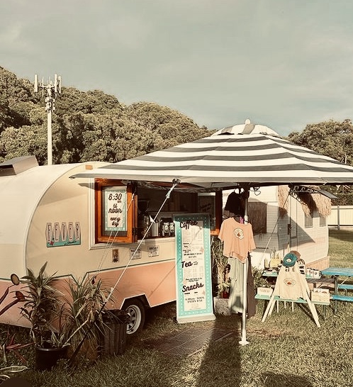 Fever on Straddie coffee van serving swivel coffee